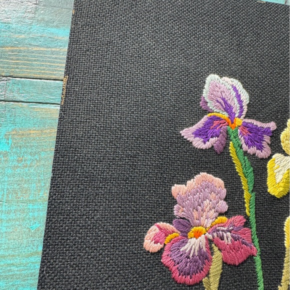 MCM Hand Embroidered Crewel Flower Black Background Unframed - Picture 5 of 9